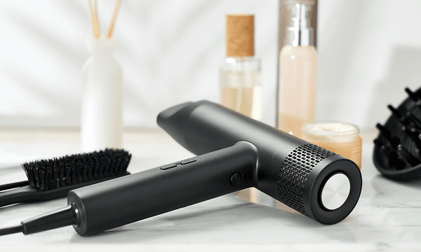 re. - Hyperspeed Hairstyler - On-the-go drying