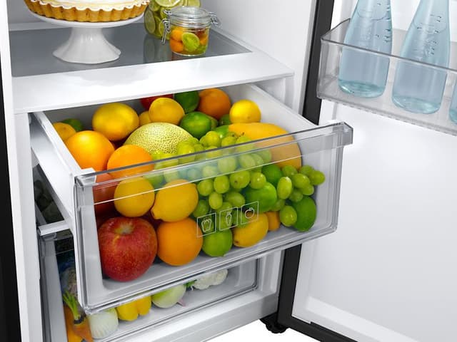Samsung - Fridges - Vegetables in drawer