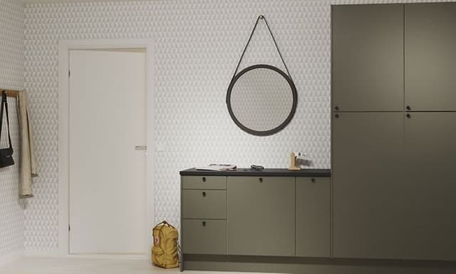 Epoq Trend Sage garderobe og et rundt spejl i en entre