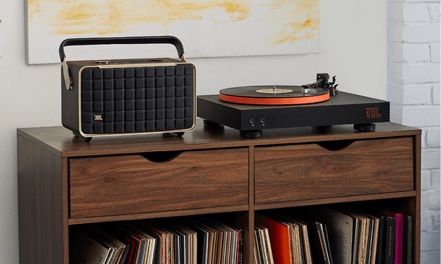 04 JBL SPINNER - 1600 px