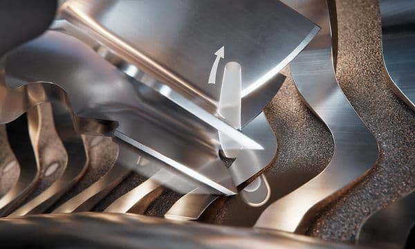 Nærbillede af barberbladende tilhørende Philips barbermaskine 9000 Series