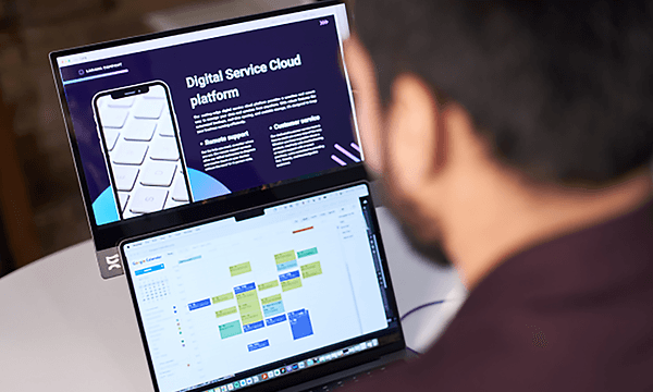 Espresso Displays - Man looking at a Espresso D15 display that is factory colour calibrated