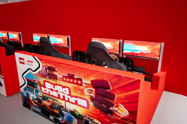 LEGO - F1 - Picture 4 - Sim