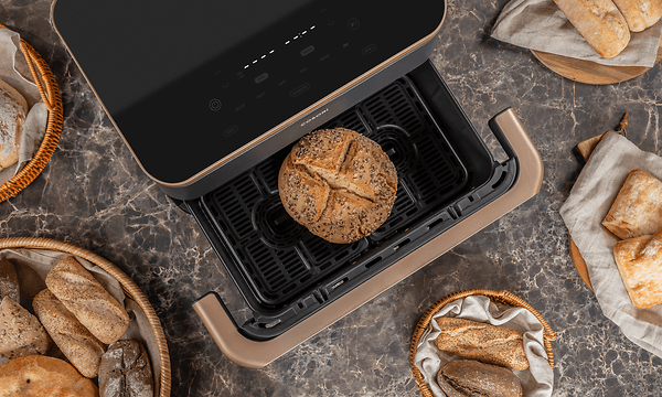 Cosori airfryer har forskellige madlavningsfunktioner, fx bagning af brød