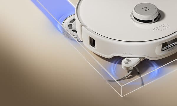 Roborock Qrevo Edge med FlexiArm Arc-sidebørste og FlexiArm-moppe