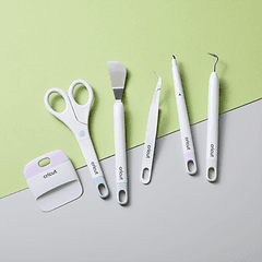 Cricut crafting tools & accessories