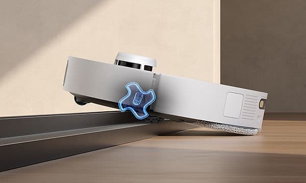 Dreame L40s Pro Ultra - Beveger seg jevnt over alle gulvtyper med EasyLeap