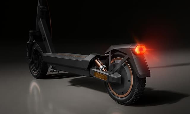 Navee GT3 Max -sähköpotkulaudan takavalo