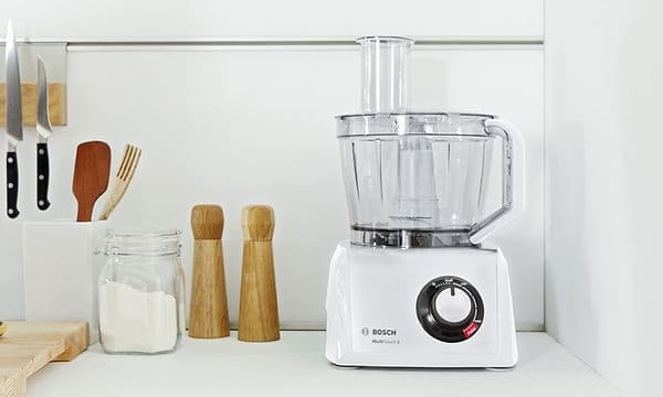 Bosch MultiTalent8 food processor på køkkenbord