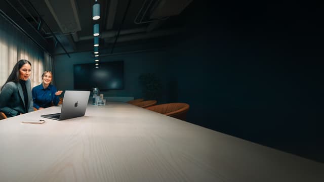 Apple - B2B - PL Baggrund