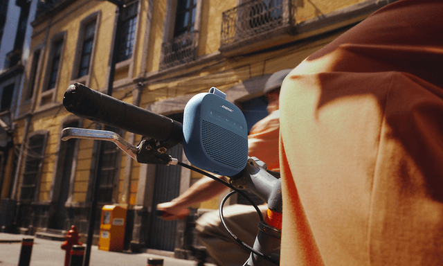 Bose Soundlink Micro på cykel