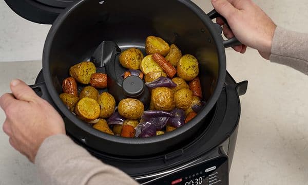 Potatoes cooked in the Multicook Actifry multicooker