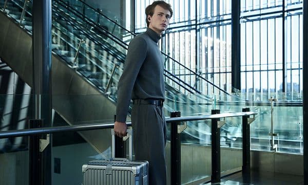 WF-1000XM6_Social_Black_Travel-Large