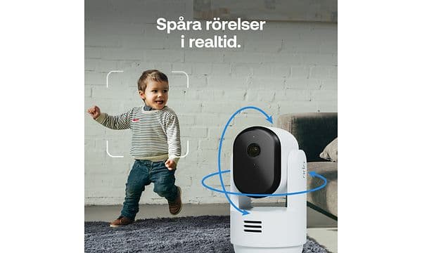 Barn springer ned för trapp och kameran följer rörelsen