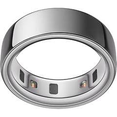 Billede af en Oura Ring 4 mod hvid baggrund