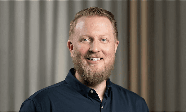 Corporate - Managemen - Portrait - Magnus Melin