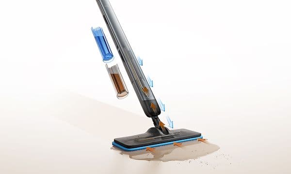 Dreame Mira Mop10 siivoaa likavettä lattialta