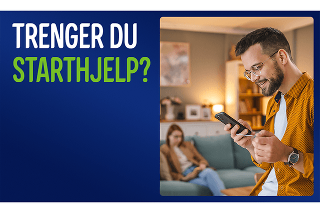 Mann som ser på mobilen sin, med teksten: «Trenger du starthjelp?»