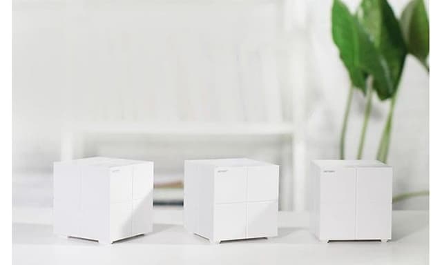 3 små routere i et mesh setup